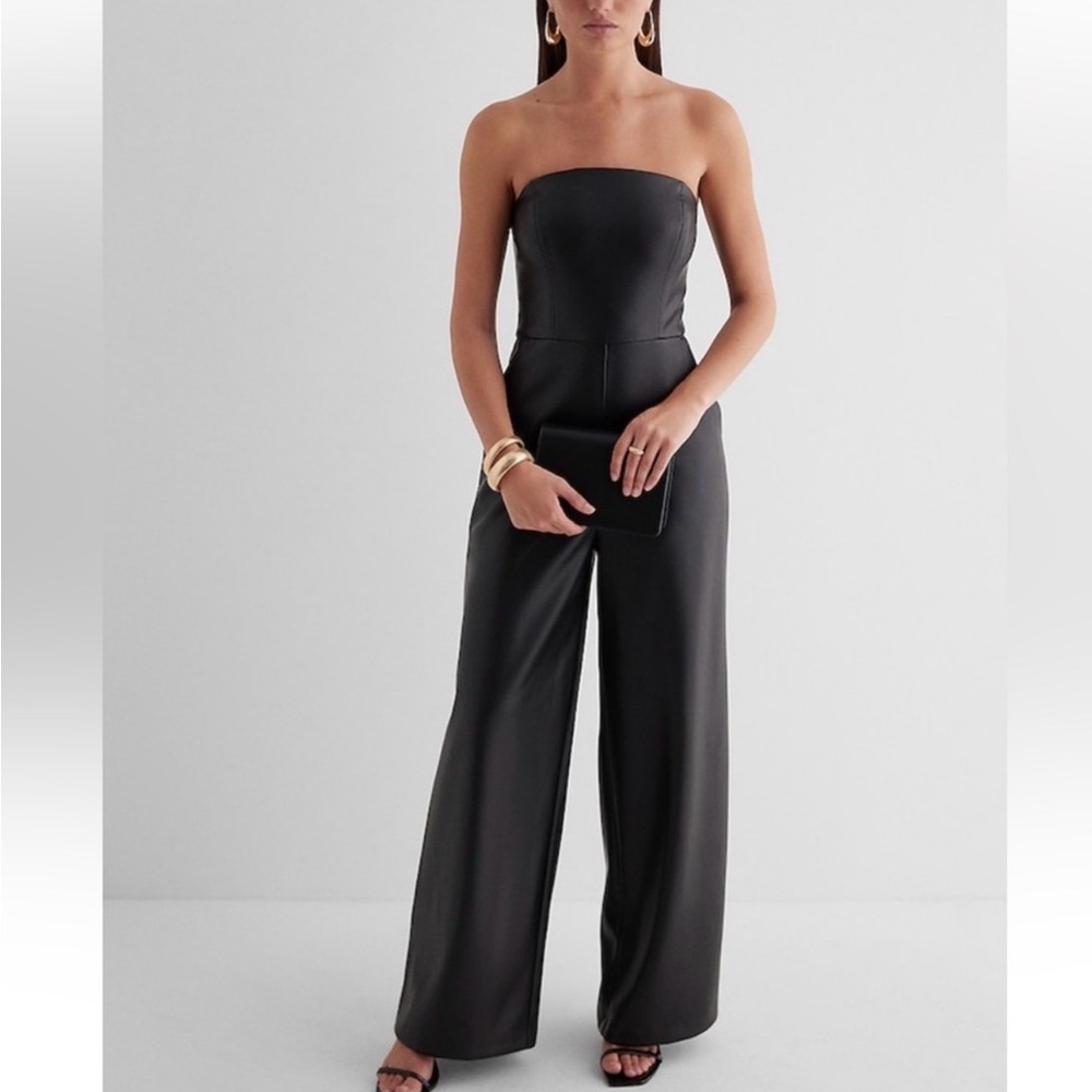 XL 🖤 Express Black Faux Leather Strapless Jumpsuit